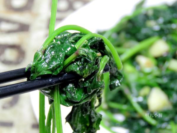 炒地瓜葉子的做法-家常味炒菜譜