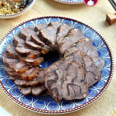 電飯煲鹵牛腱子的做法-家常味鹵菜譜