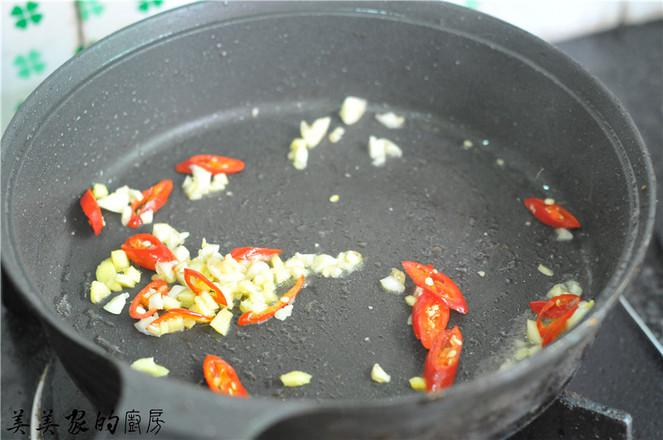 芹菜炒牛肉的做法-香辣味炒菜譜