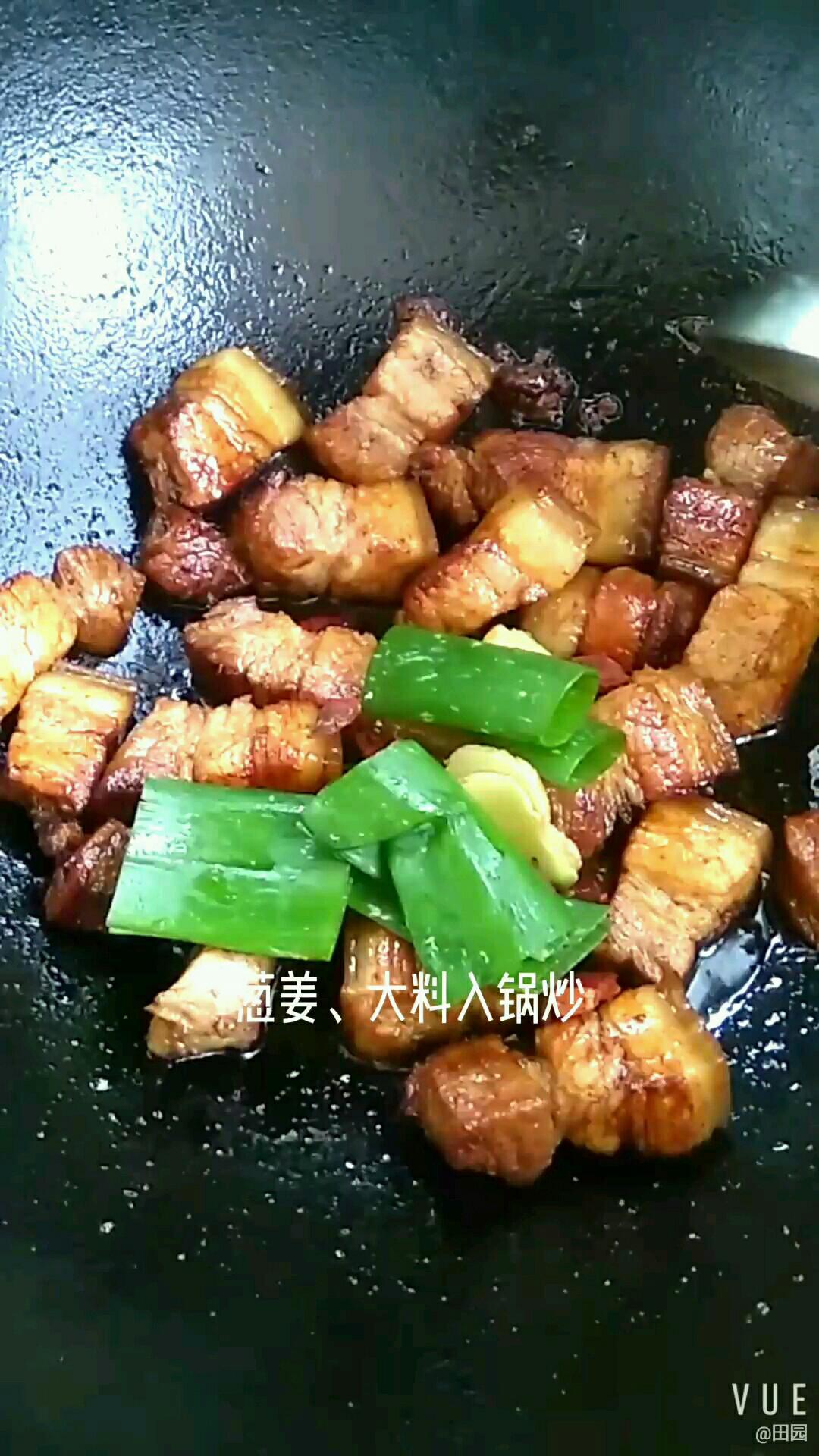 五花肉燒蓮藕的做法-咸鮮味燒菜譜