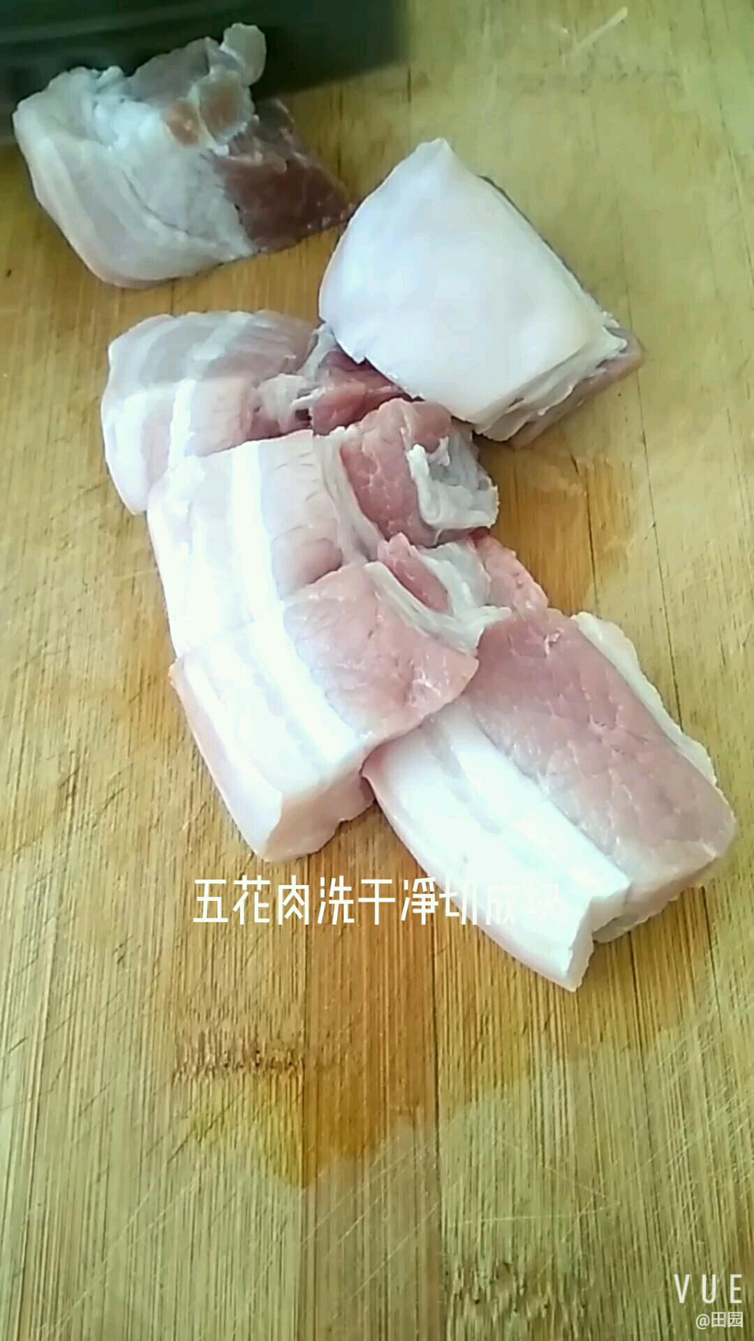 五花肉燒蓮藕的做法-咸鮮味燒菜譜