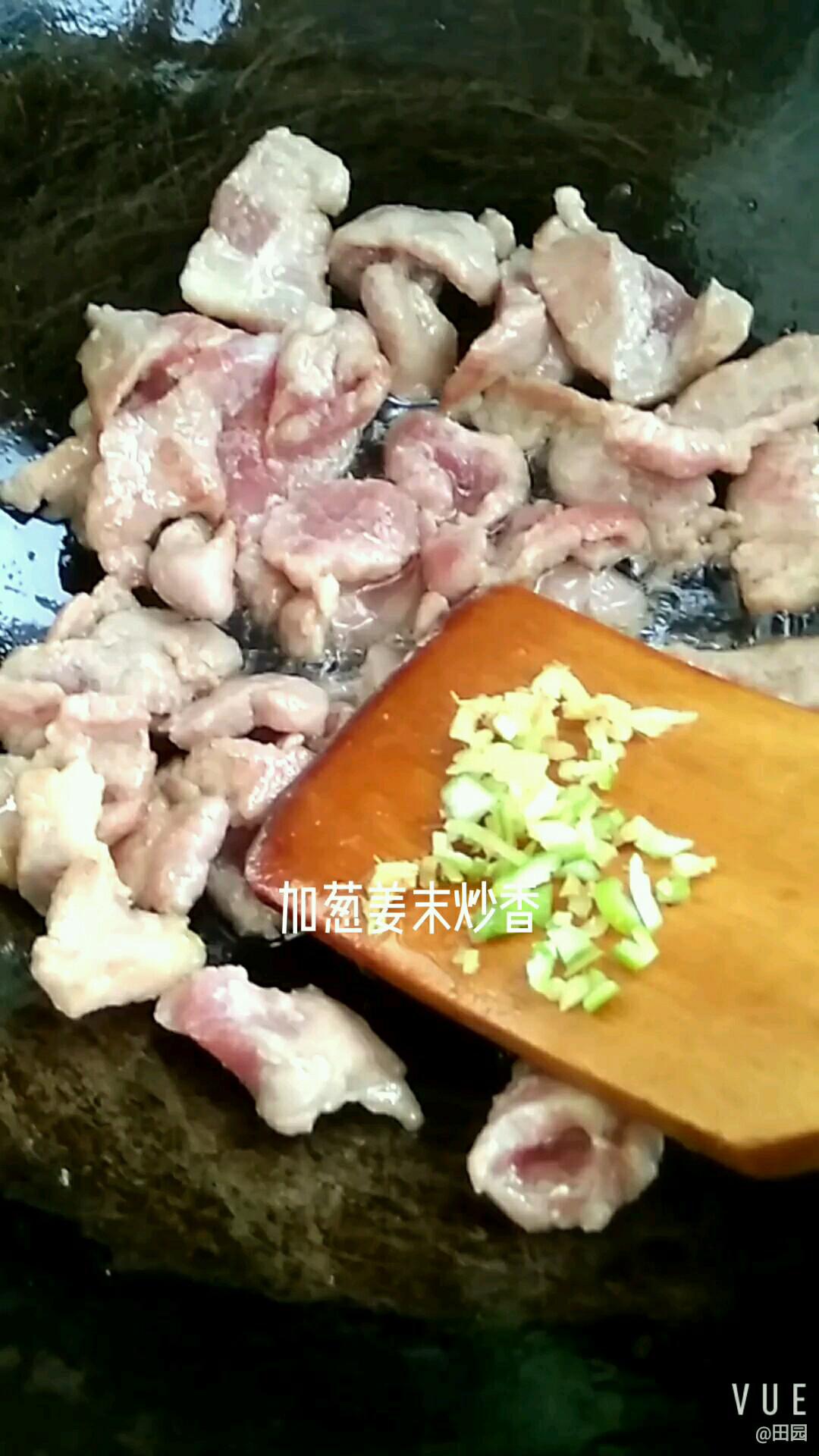 肉片炒芹菜的做法-咸鮮味炒菜譜