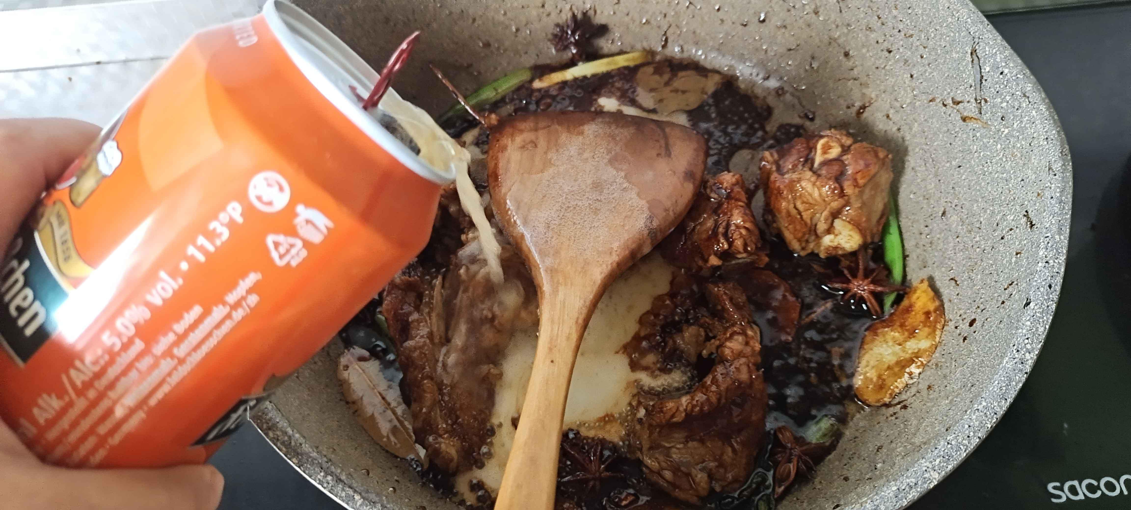 秋冬滋補(bǔ)養(yǎng)生…紅燒排骨山藥的做法-咸鮮味燒菜譜