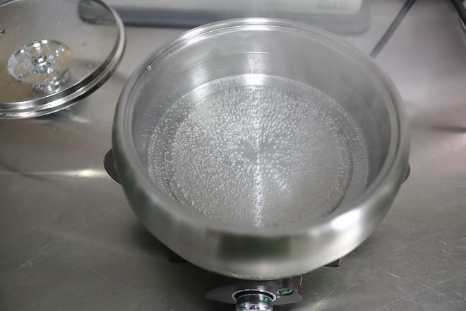 煎蛋菠菜湯面的做法-家常味煮菜譜