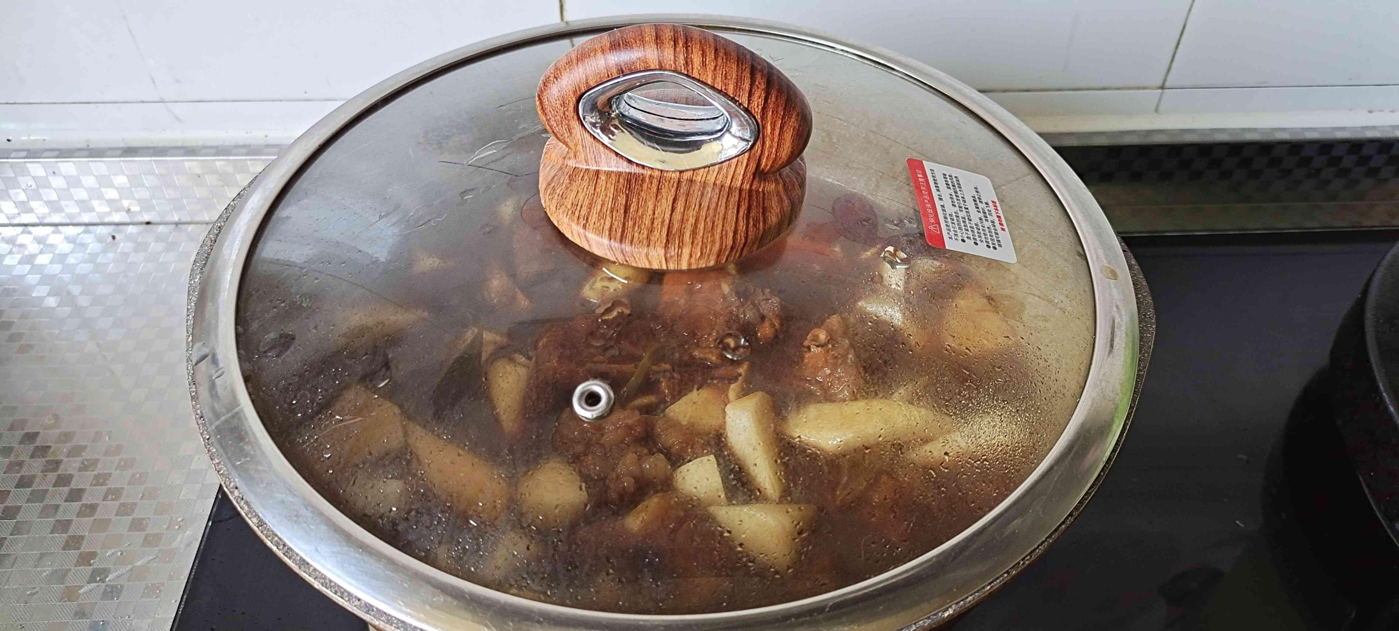 秋冬滋補(bǔ)養(yǎng)生…紅燒排骨山藥的做法-咸鮮味燒菜譜