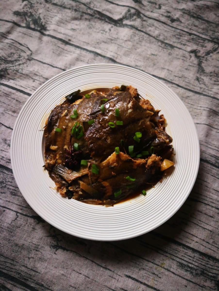 紅燒比目魚的做法-家常味燒菜譜