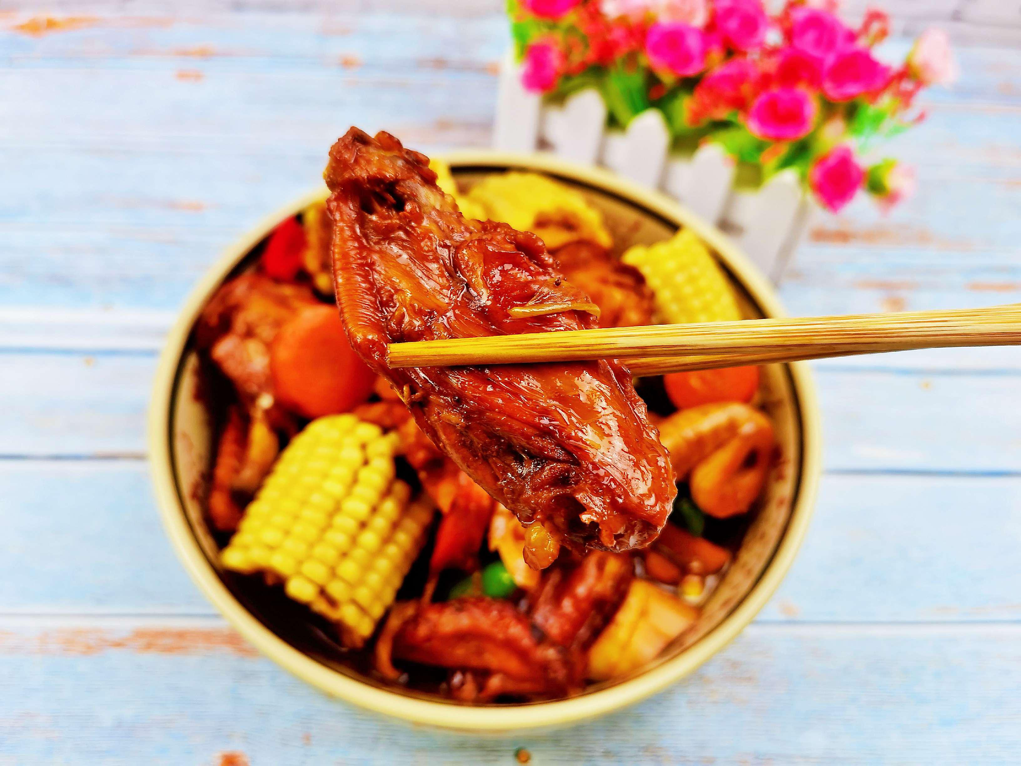 農(nóng)家田園燉雞翅的做法-家常味燉菜譜