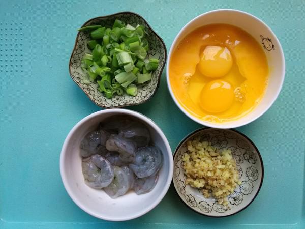 白玉菇炒蝦仁的做法-家常味炒菜譜