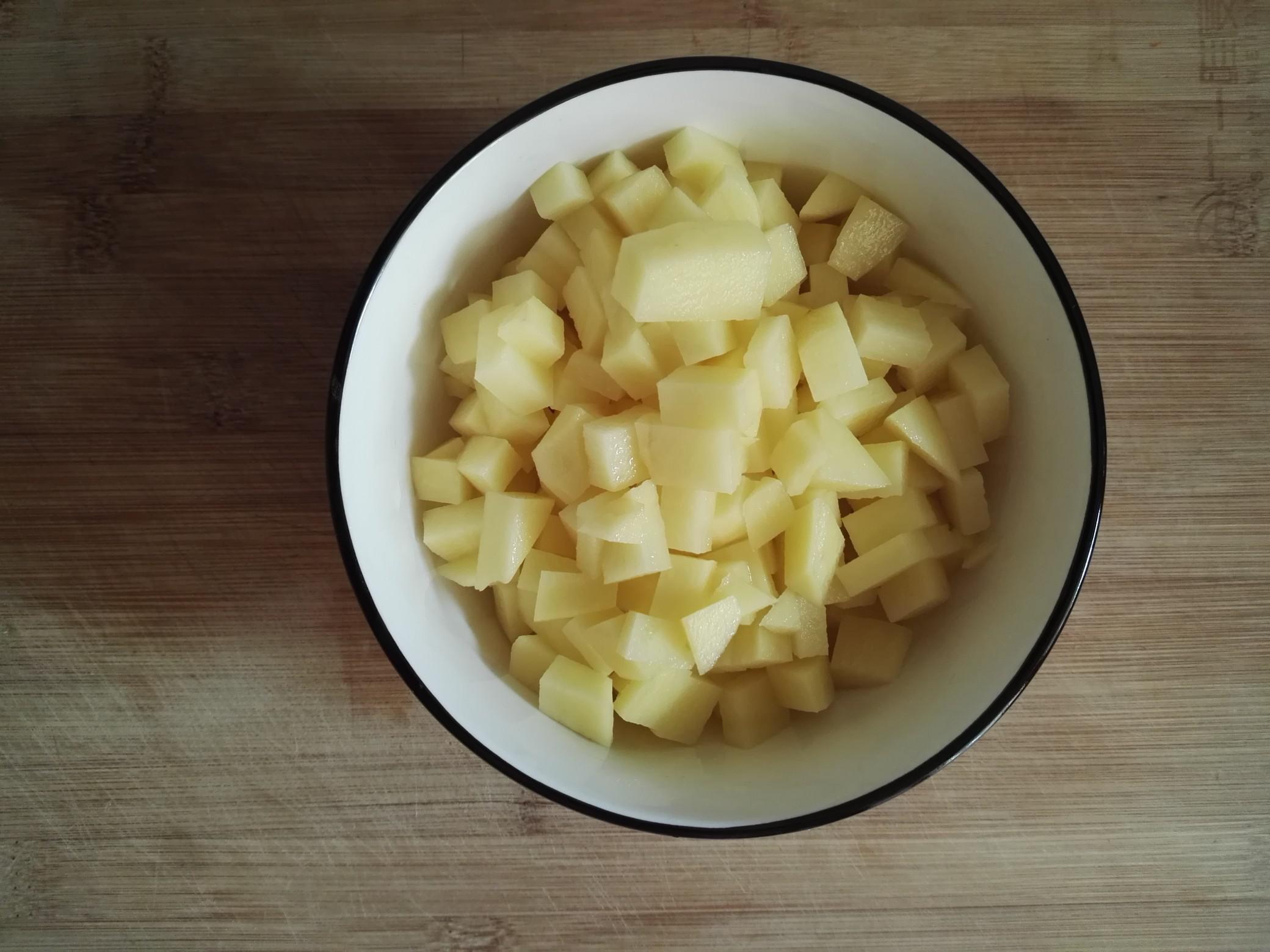 麻辣土豆丁的做法-麻辣味燒菜譜