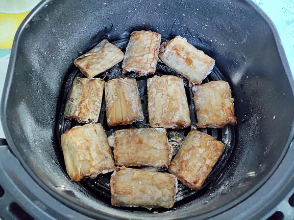 空氣炸鍋烤帶魚的做法-家常味烤菜譜