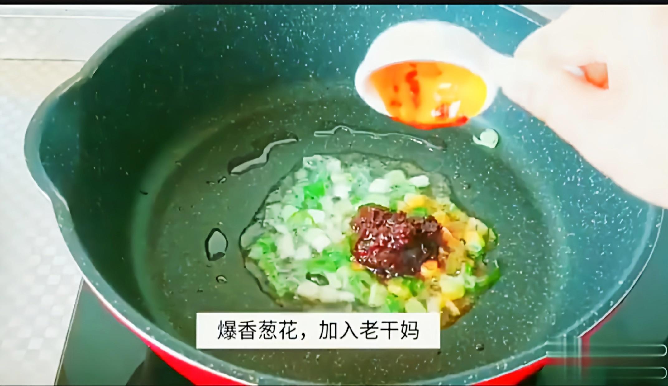 #豆腐的神仙做法#老干媽燉豆腐的做法-香辣味燉菜譜