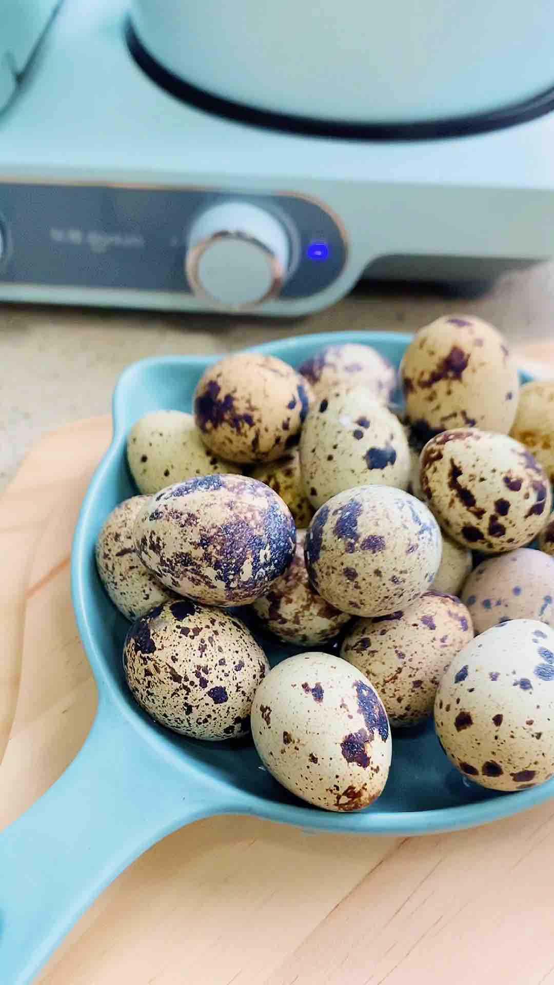 鹽水鵪鶉蛋的做法-家常味煮菜譜