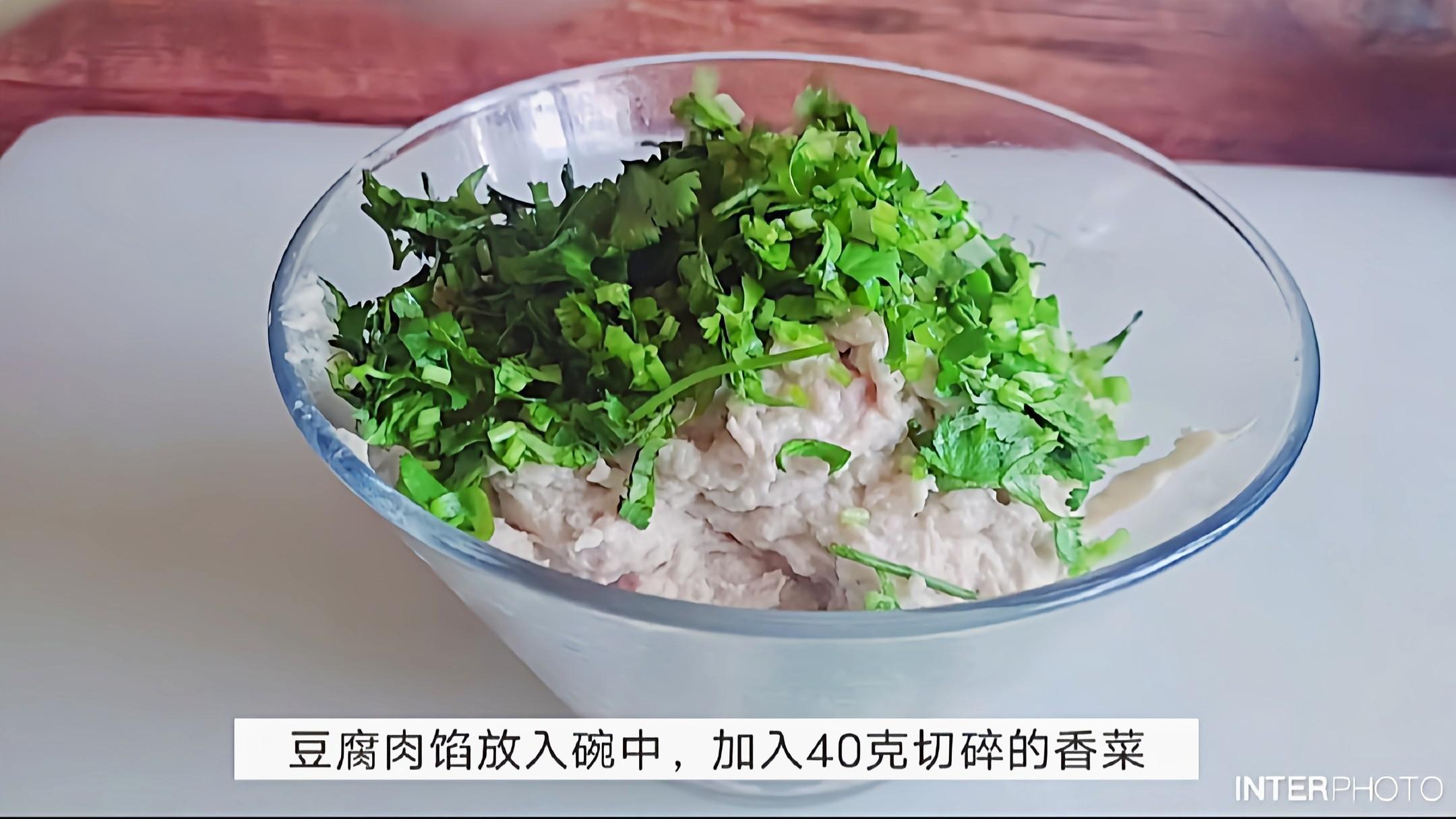 #豆腐的神仙做法#香菜豆腐肉丸的做法-咸鮮味煮菜譜