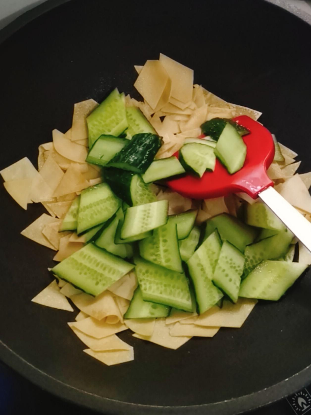 干鍋龍利魚的做法-咸鮮味煎菜譜