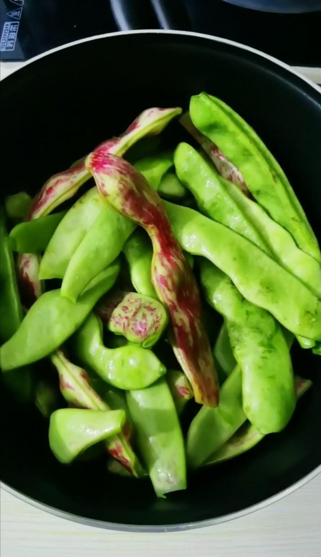 燉豆角的做法-咸鮮味燉菜譜