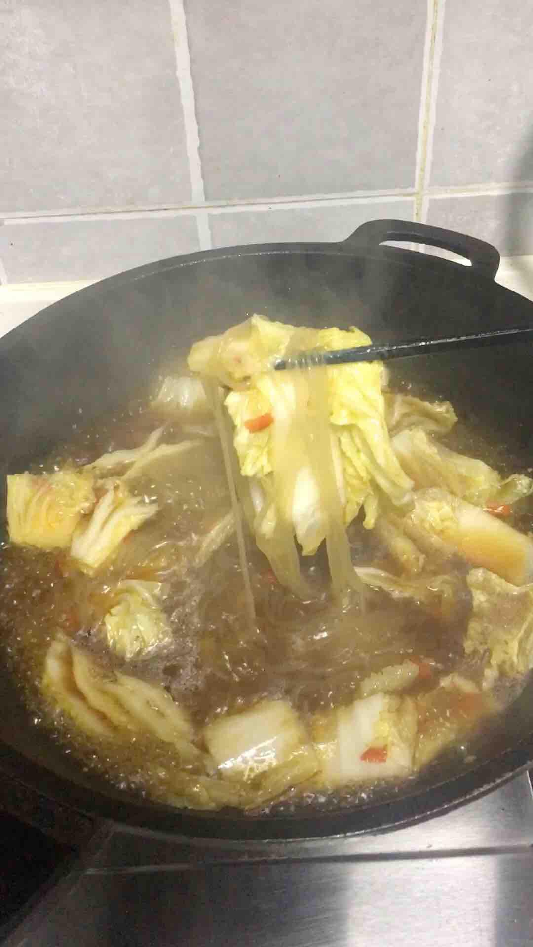 白菜粉絲湯的做法-家常味煮菜譜