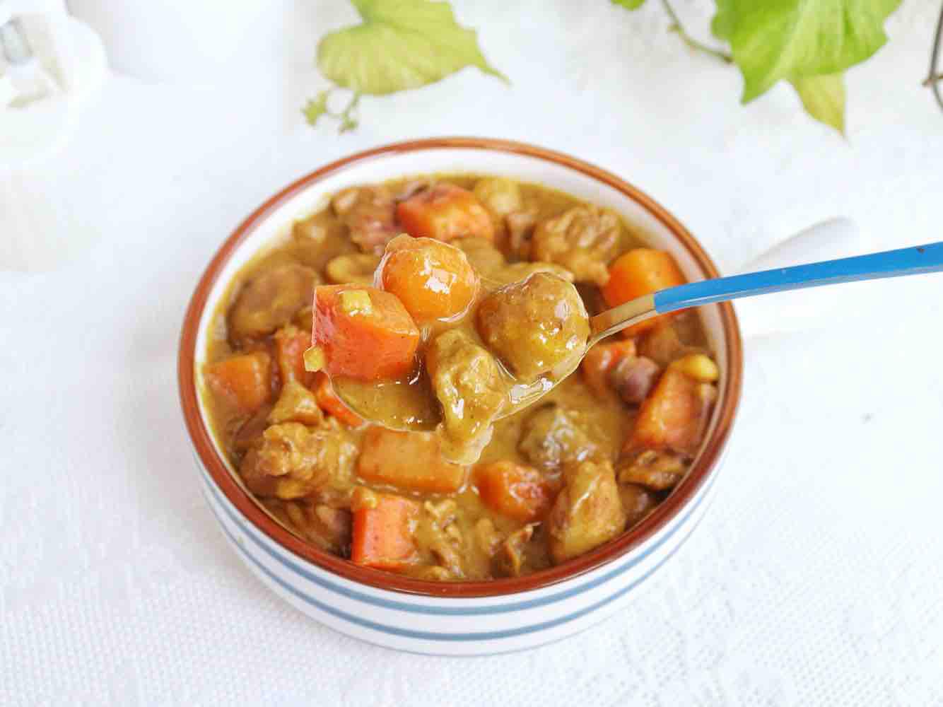 咖喱板栗燒雞的做法-咖喱味煮菜譜