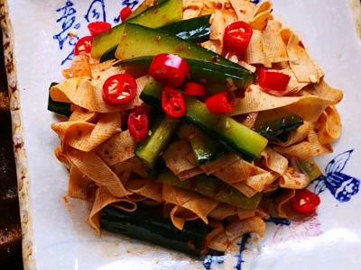 圓蔥干豆腐黃瓜條的作法-香辣味拌食譜