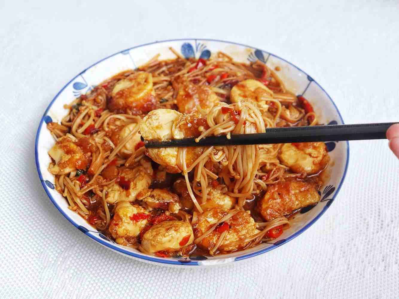 金針菇燒日本豆腐的做法-家常味煮菜譜