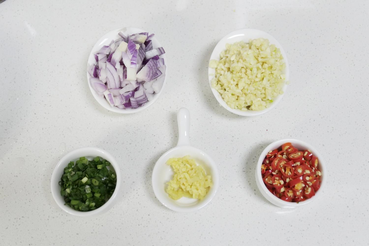 花甲鮮蝦焗粉絲的做法-香辣味烤菜譜