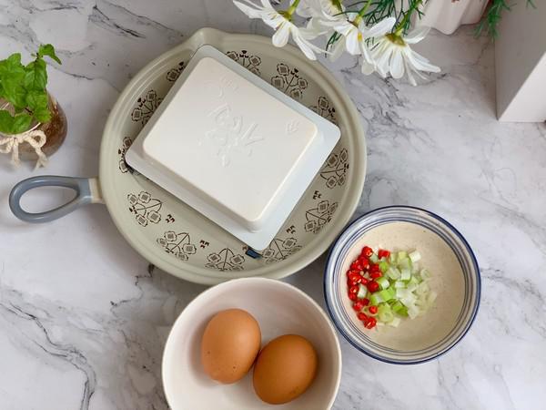 超下飯的香辣抱蛋豆腐的做法-香辣味烤菜譜