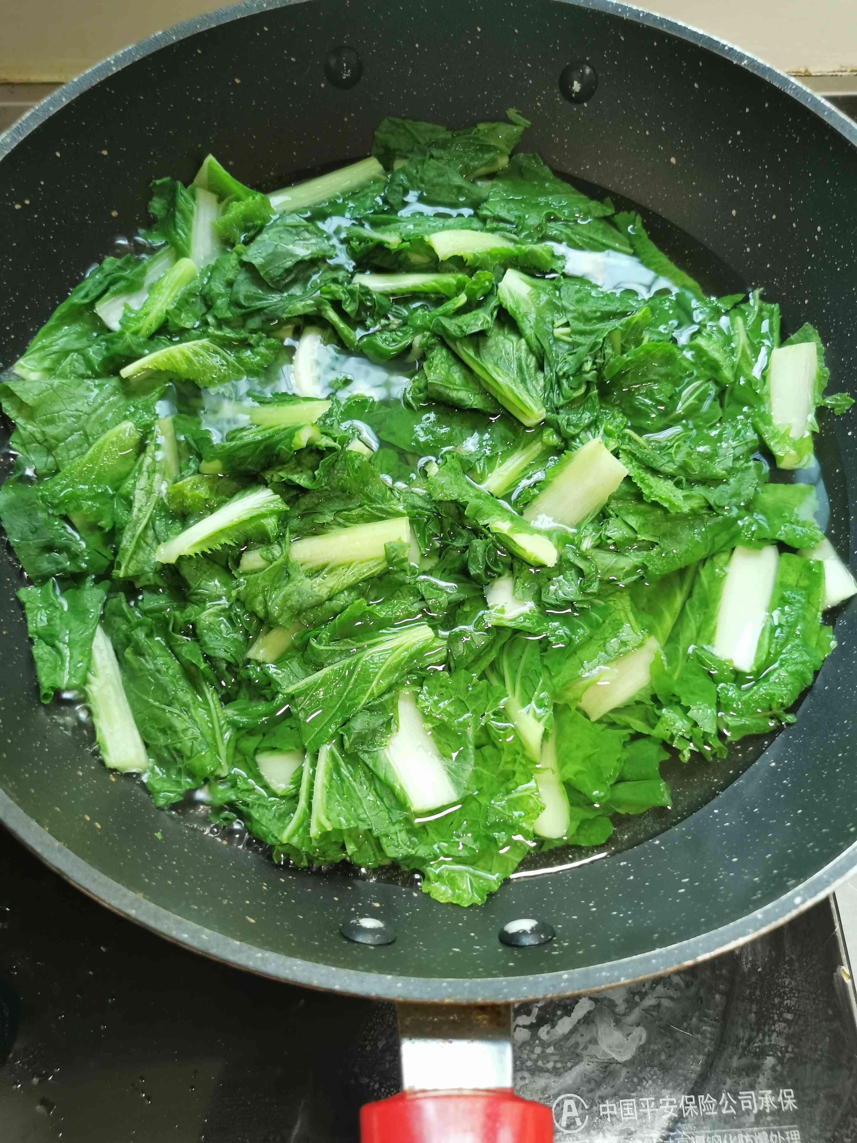 小白菜燒筆管魚的做法-家常味炒菜譜