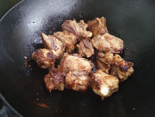 紅燒排骨燴冬瓜的做法-咸鮮味燴菜譜