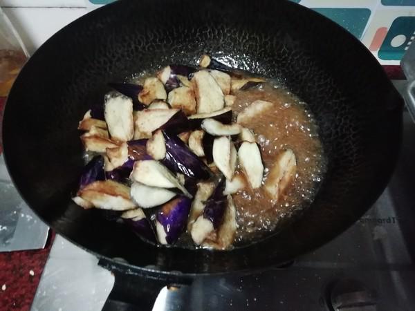魚香茄子的做法-酸甜味炒菜譜