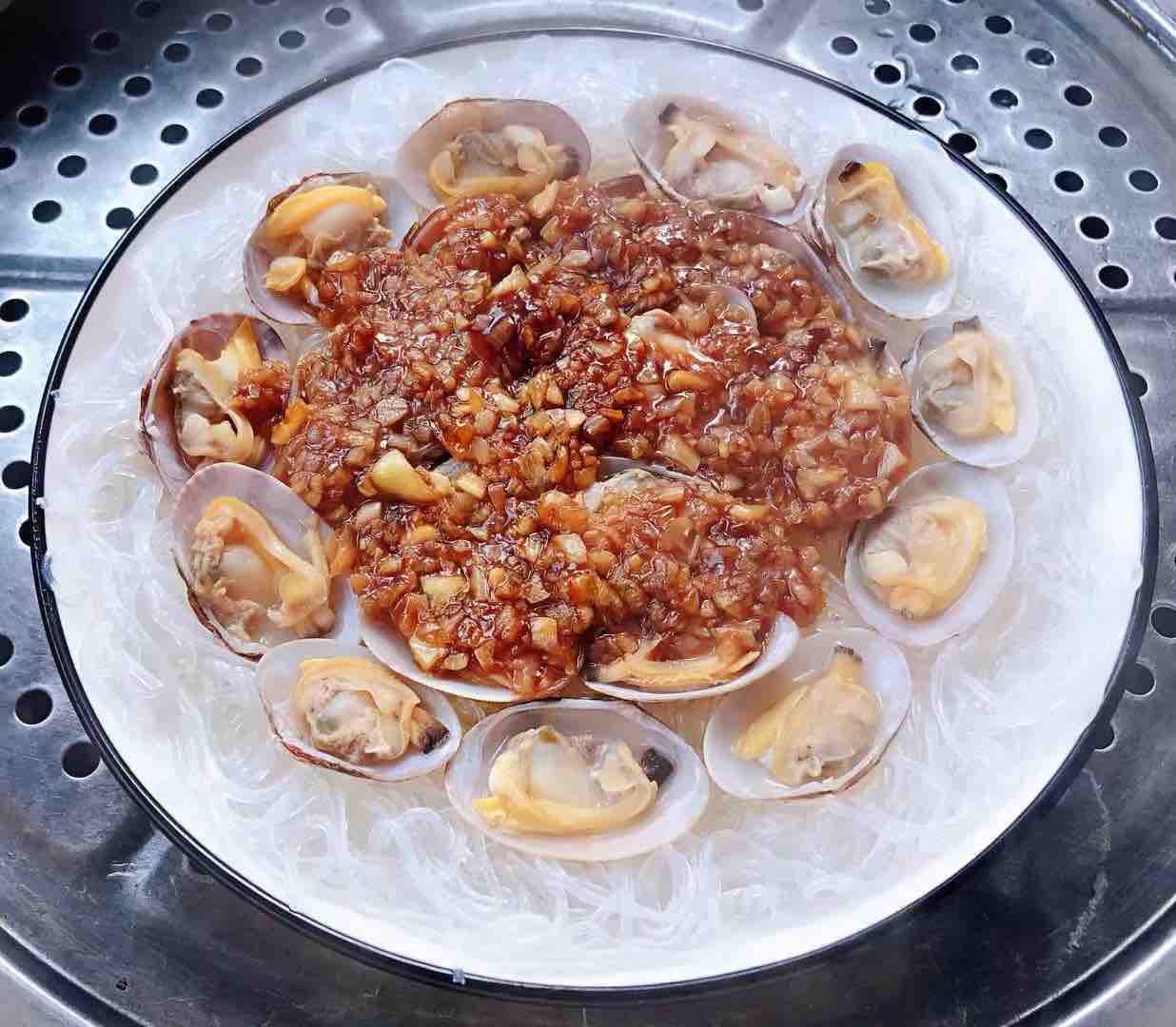 蒜蓉粉絲蒸花蛤的做法-蒜香味蒸菜譜