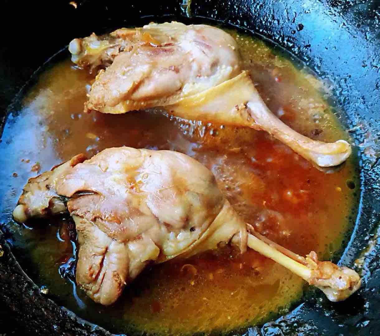 紅燒鴨腿的做法-咸鮮味燒菜譜