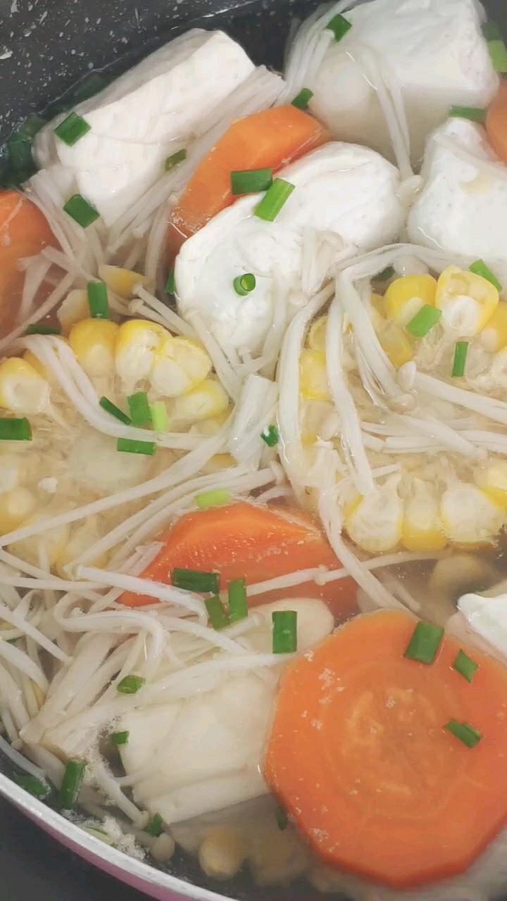 鮮湯豆腐的做法-家常味煮菜譜