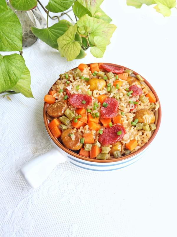 香腸板栗蒸飯的做法-家常味蒸菜譜