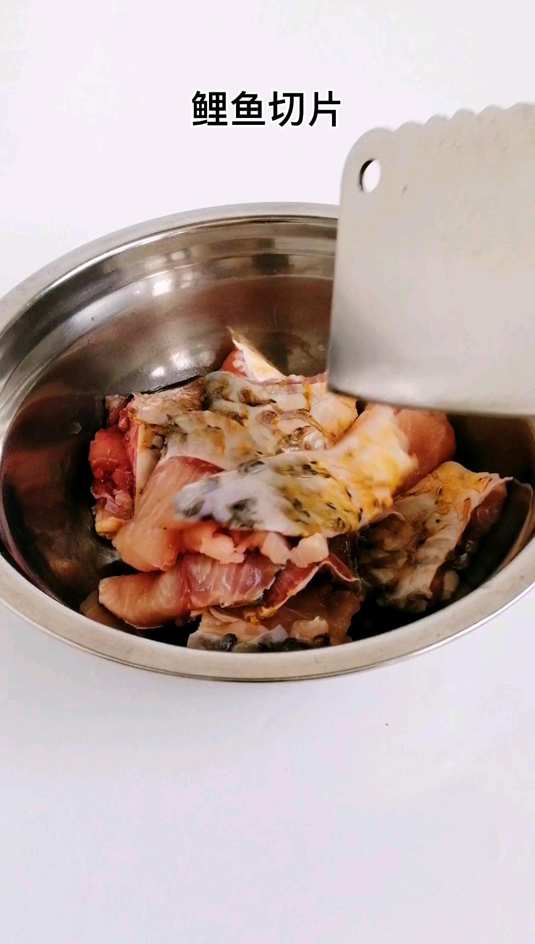 酸菜魚燉豆腐的做法-咸鮮味煮菜譜