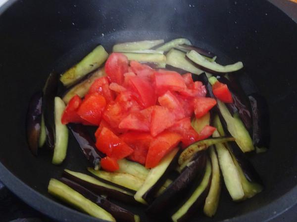 西紅柿茄子面的做法-咸鮮味煮菜譜