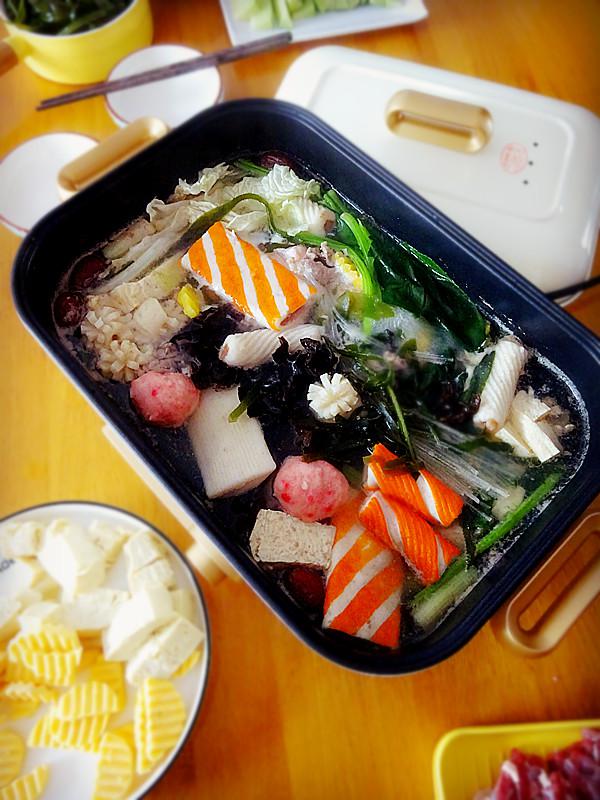 羊肉什錦火鍋的做法-咸鮮味煮菜譜