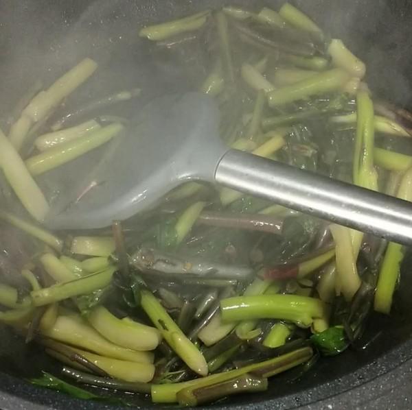 酸辣菜苔的做法-酸辣味炒菜譜