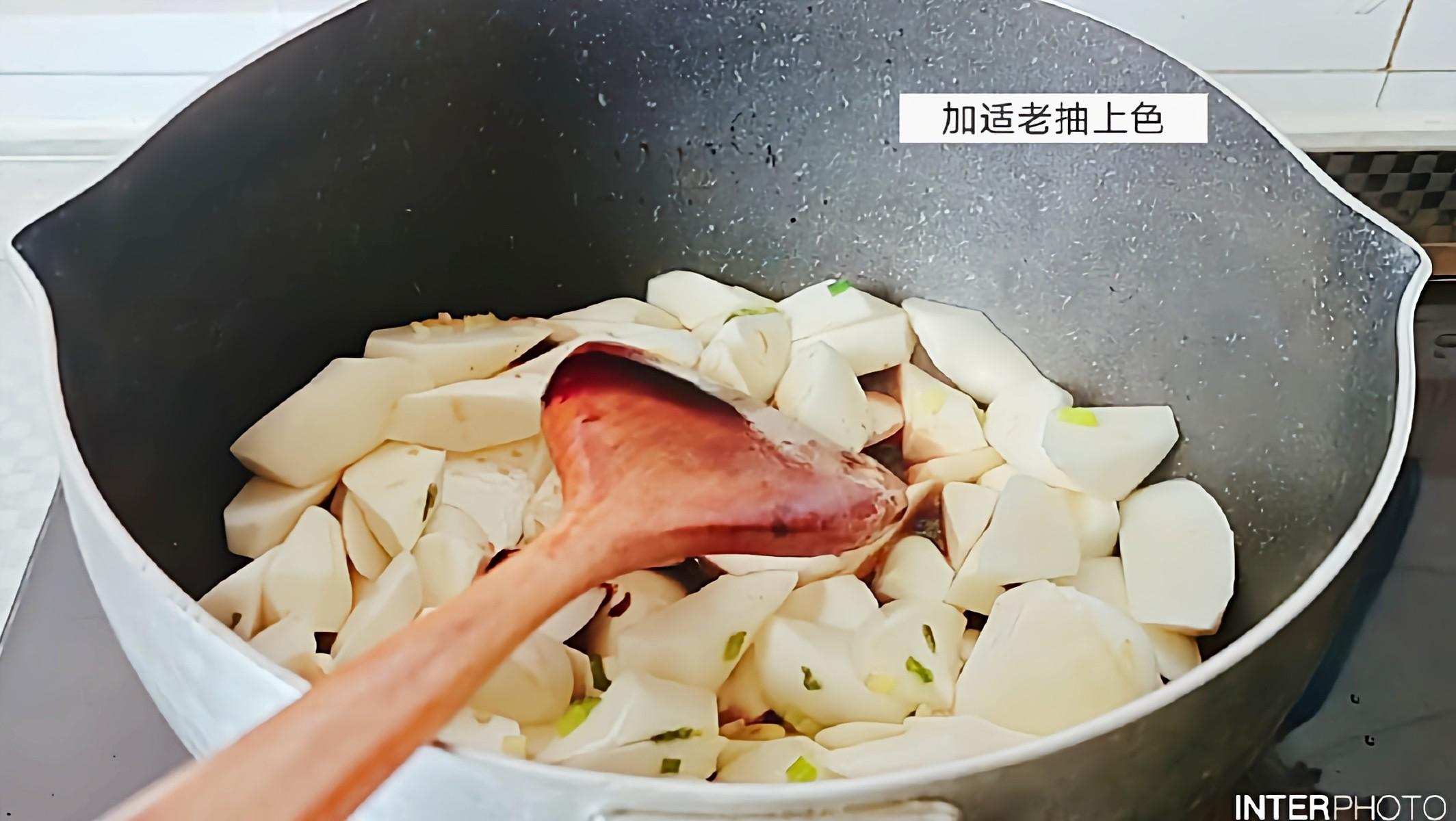 秋冬補虛健體…油燜茭白的做法-咸鮮味燜菜譜