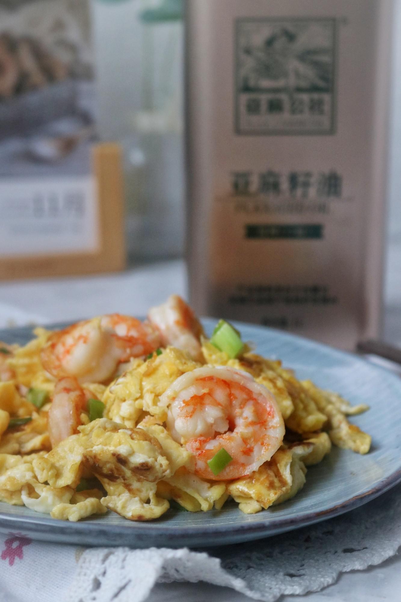 蝦仁滑蛋的做法-家常味炒菜譜