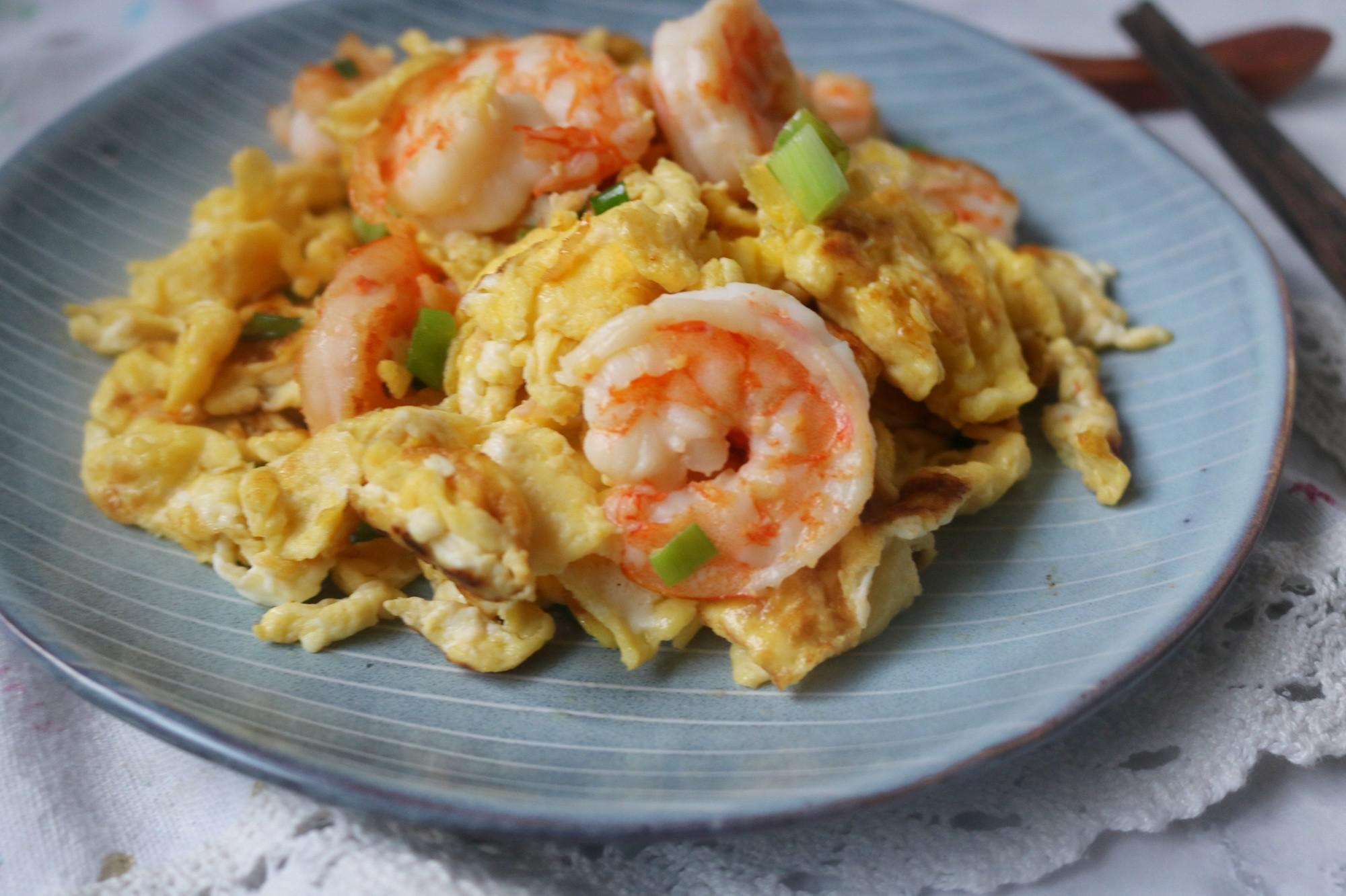 蝦仁滑蛋的做法-家常味炒菜譜