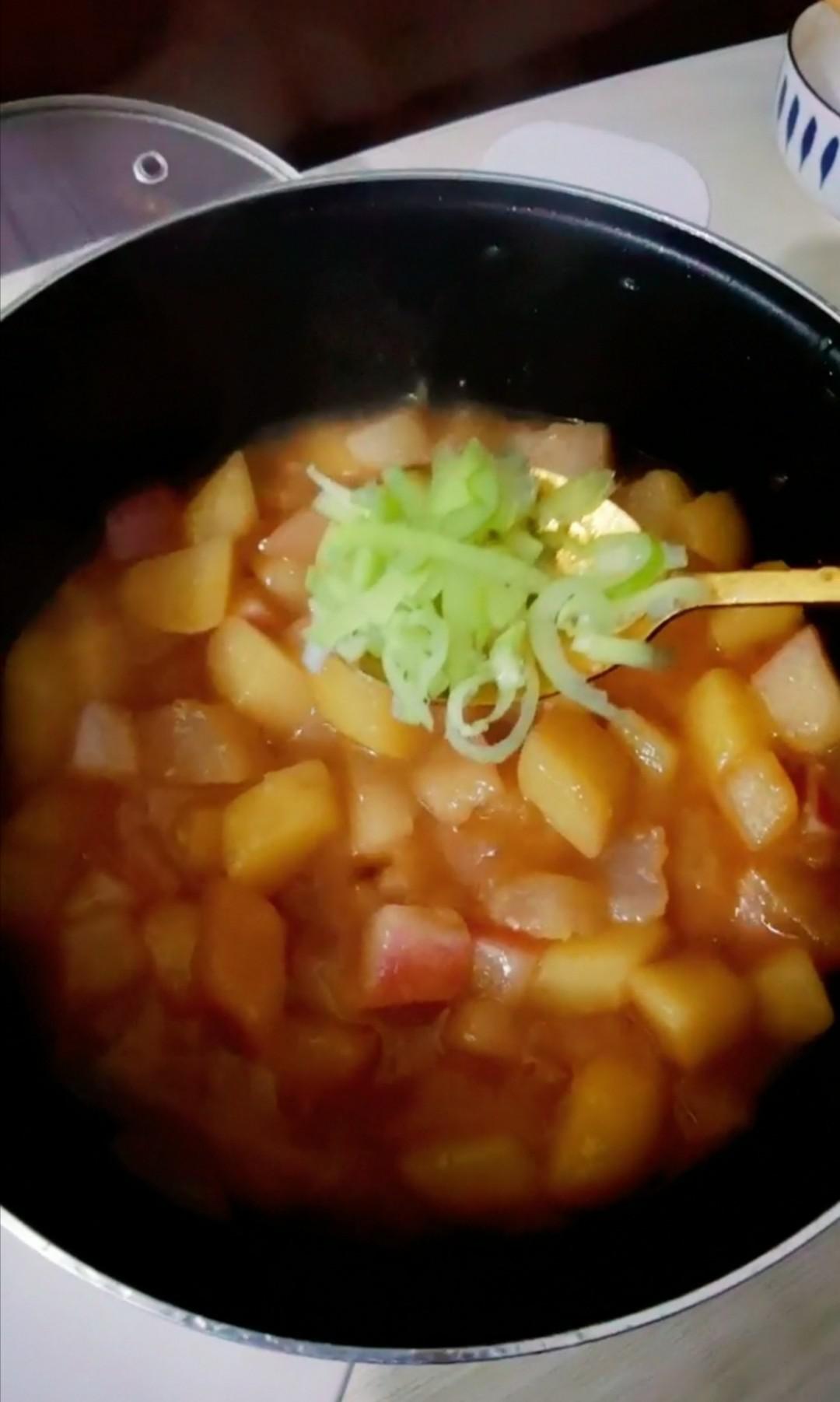 大蘿卜燉土豆的做法-咸鮮味燉菜譜