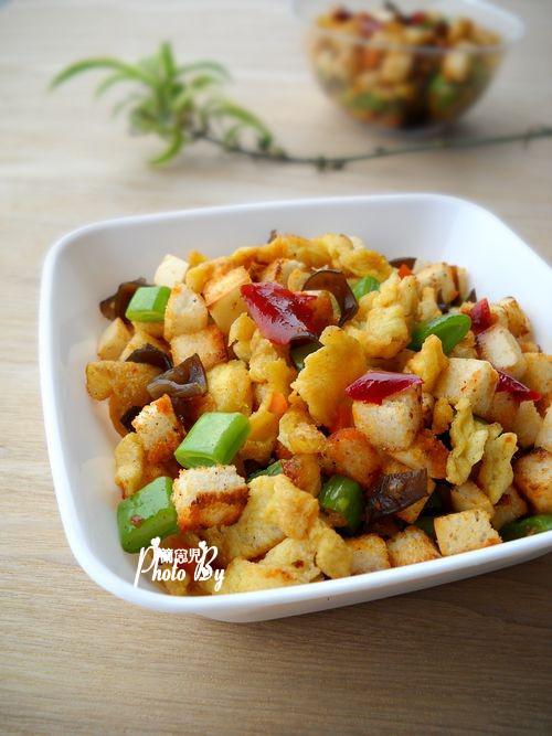 醬香饅頭炒雞蛋的做法-家常味炒菜譜