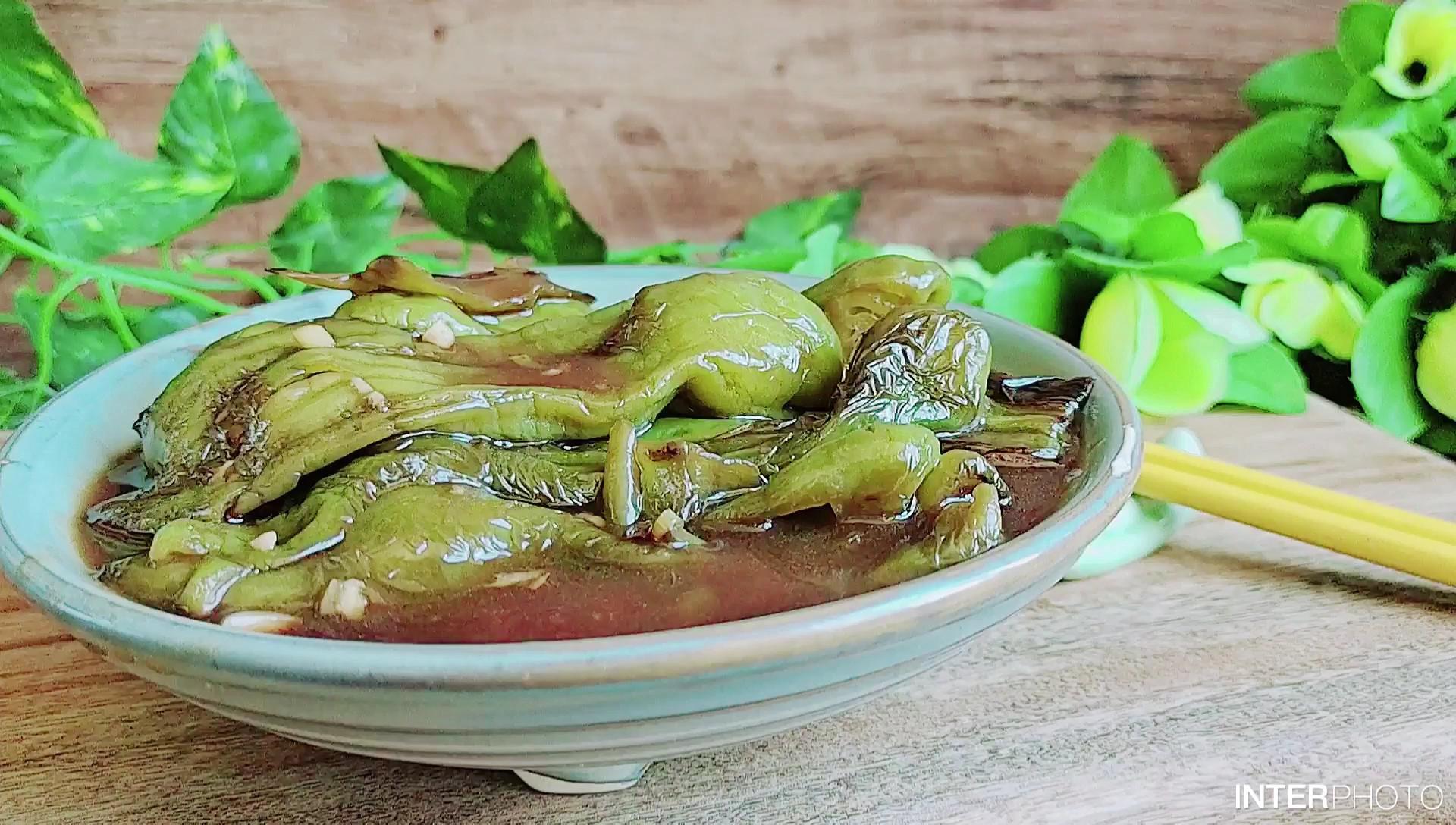 媽媽味道下飯神器…糖醋青椒的做法-酸甜味燒菜譜