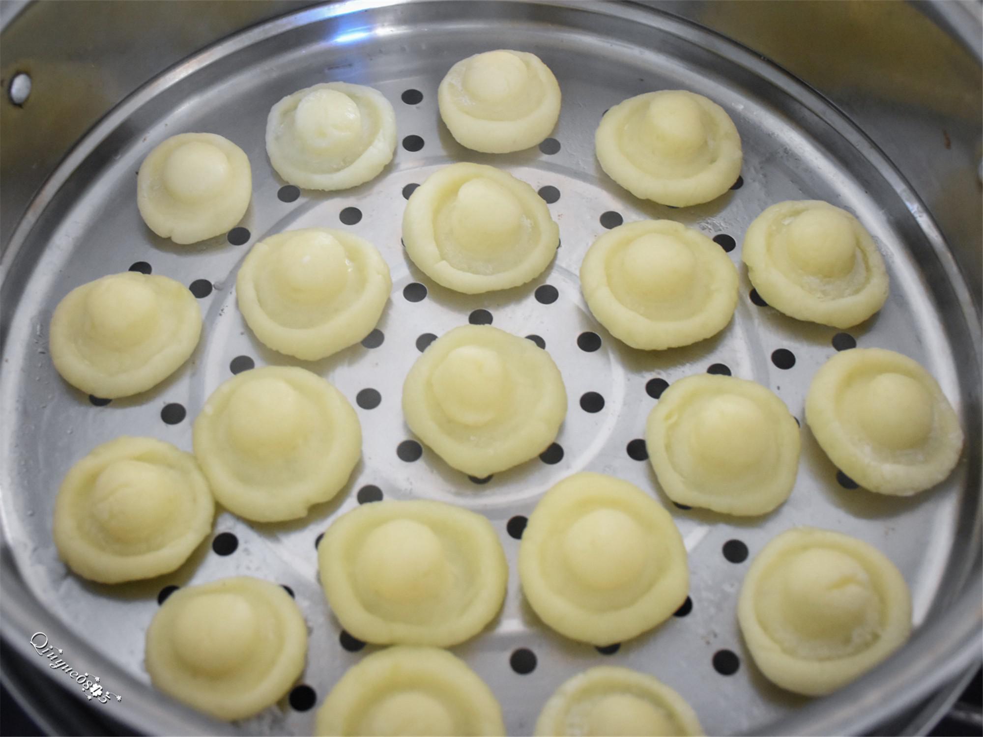 仿香菇土豆的做法-香辣味蒸菜譜