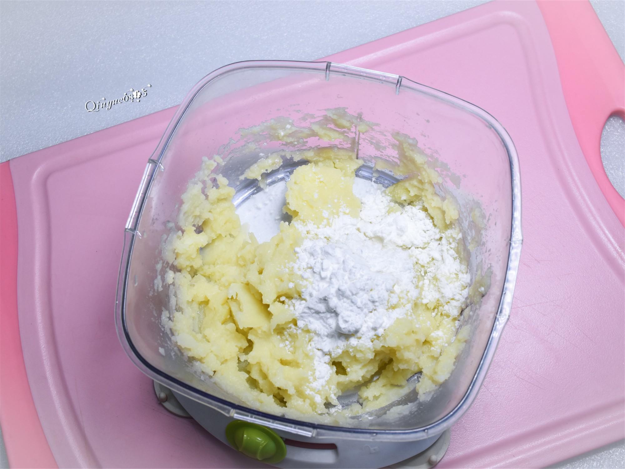 仿香菇土豆的做法-香辣味蒸菜譜