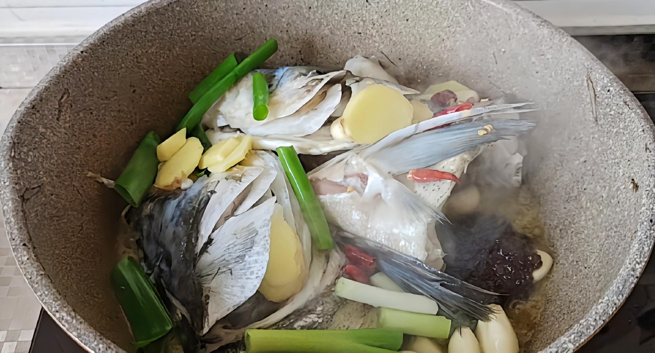 秋冬這樣吃，菜飯一鍋出~魚頭泡餅的做法-咸鮮味燉菜譜