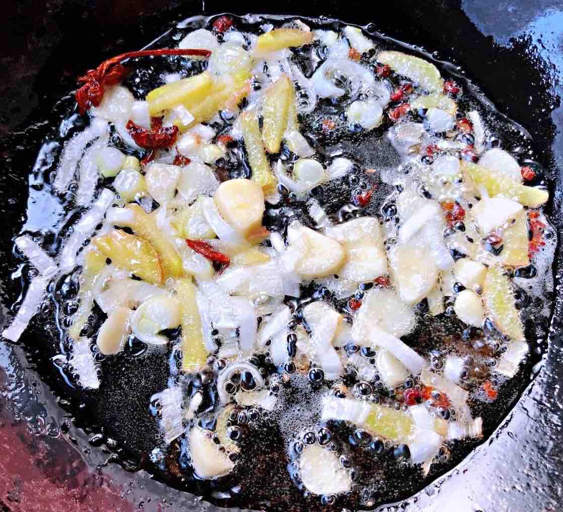 紅燒鴨翅的做法-家常味燉菜譜