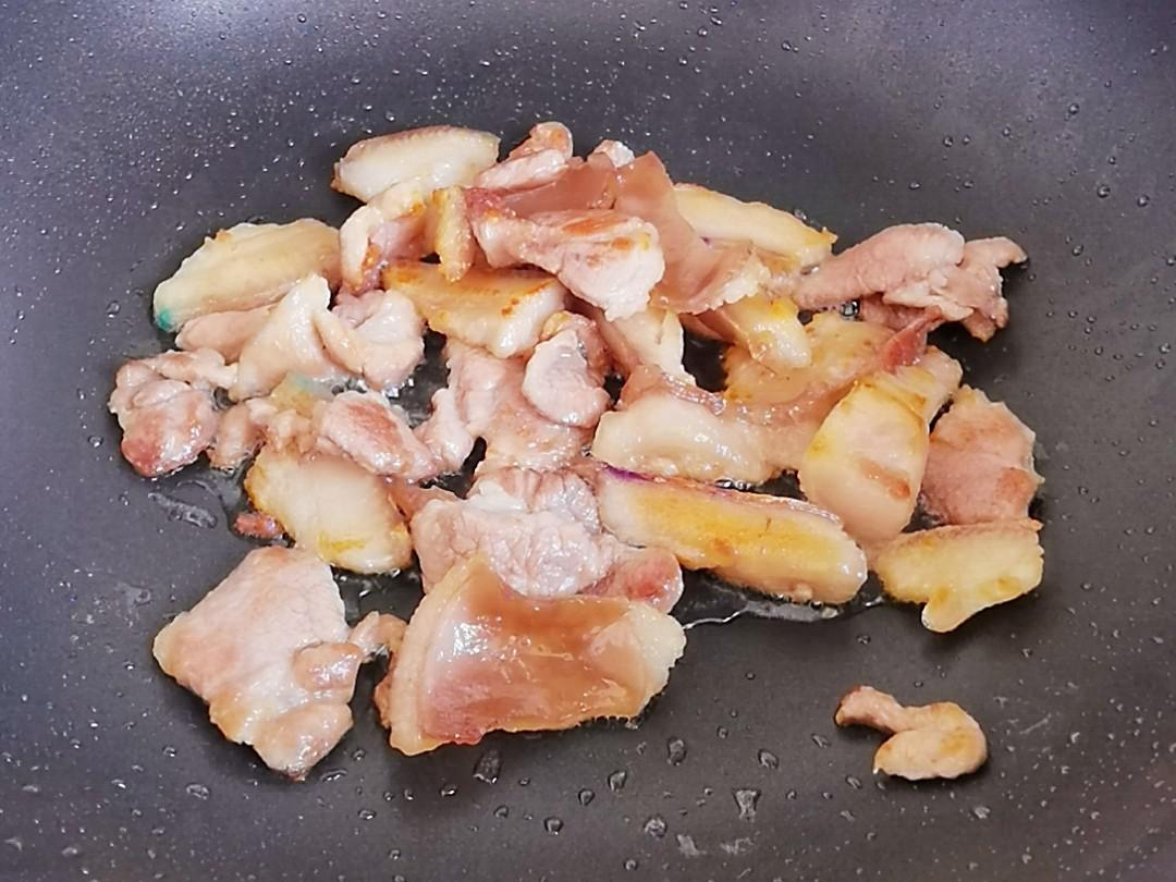 東北內(nèi)蒙特色家常美食－蕓豆柳蒿芽，春天囤地野菜秋冬來解饞的做法-苦香味煮菜譜