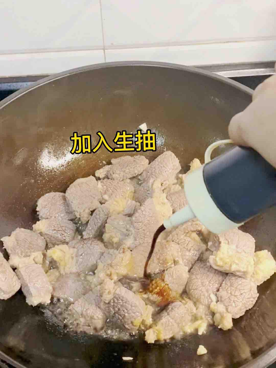 爆香紅燒牛肉燜土豆,這樣煮??一鍋都不夠的做法-家常味醬菜譜-易網健康養生網 爆香紅燒牛肉燜土豆,這樣煮??一鍋都不夠的做法-家常味醬菜譜