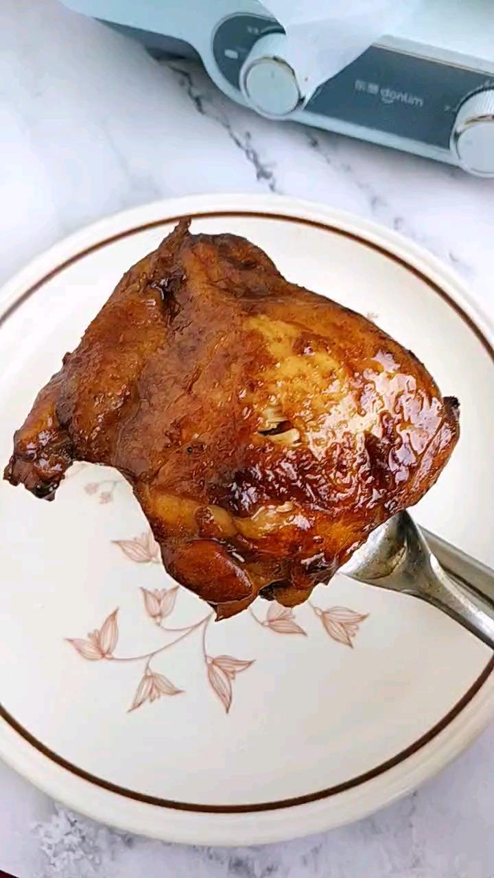 快手煎雞排，想吃進來看看就會的做法-麻辣味煎菜譜