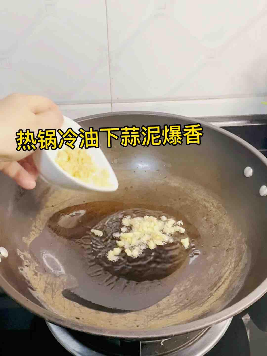 爆香紅燒牛肉燜土豆,這樣煮??一鍋都不夠的做法-家常味醬菜譜-易網健康養生網 爆香紅燒牛肉燜土豆,這樣煮??一鍋都不夠的做法-家常味醬菜譜
